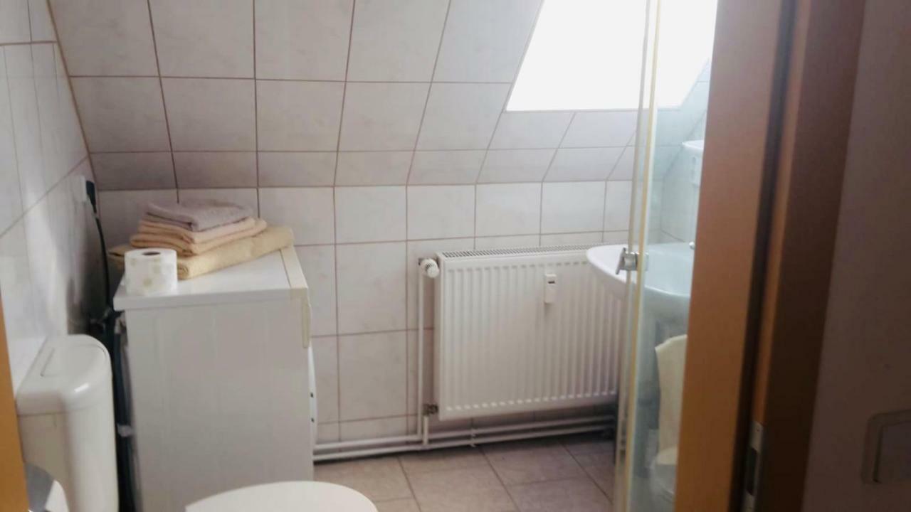Апартаменти Karsdorf "Alte Schule" Im Burgenlandkreis Екстер'єр фото